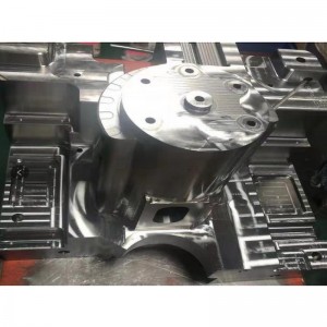 แม่พิมพ์เครื่องใช้ในบ้าน